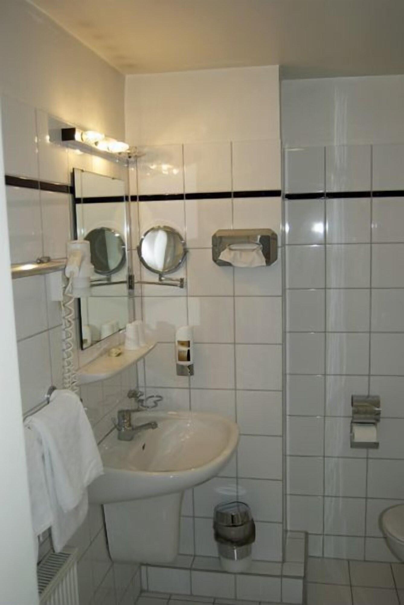 Rugs Hotel Duesseldorf Екстериор снимка