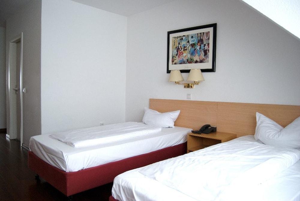 Rugs Hotel Duesseldorf Екстериор снимка