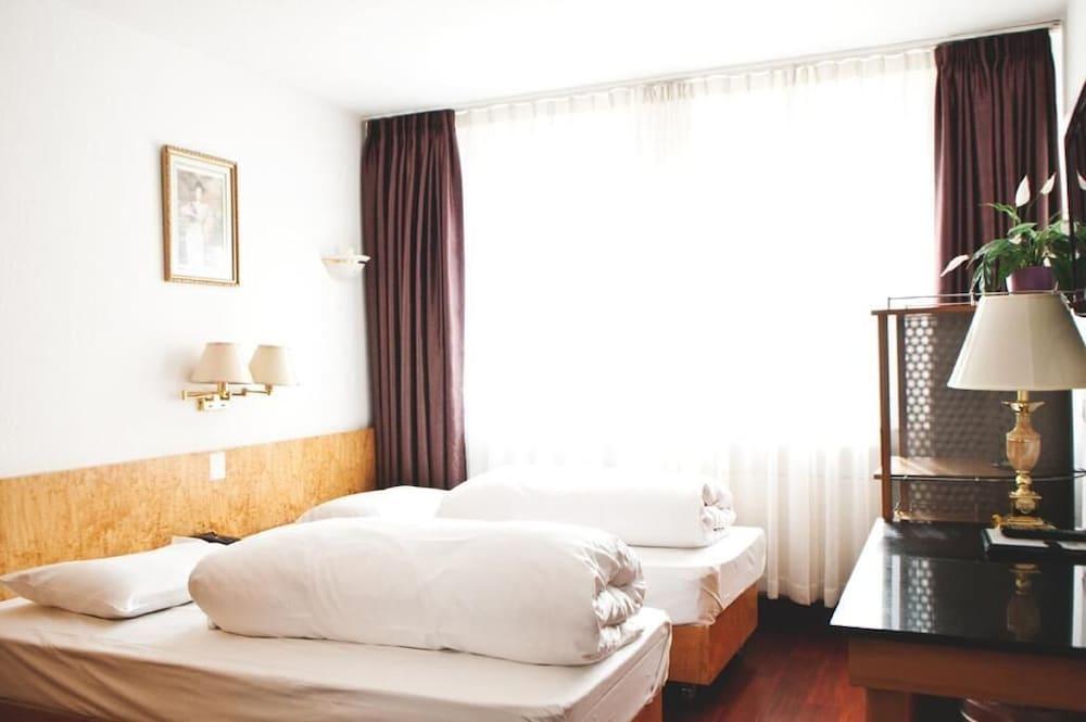 Rugs Hotel Duesseldorf Екстериор снимка