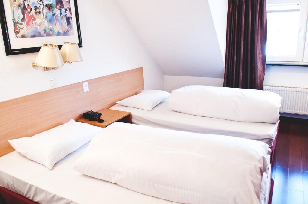 Rugs Hotel Duesseldorf Стая снимка