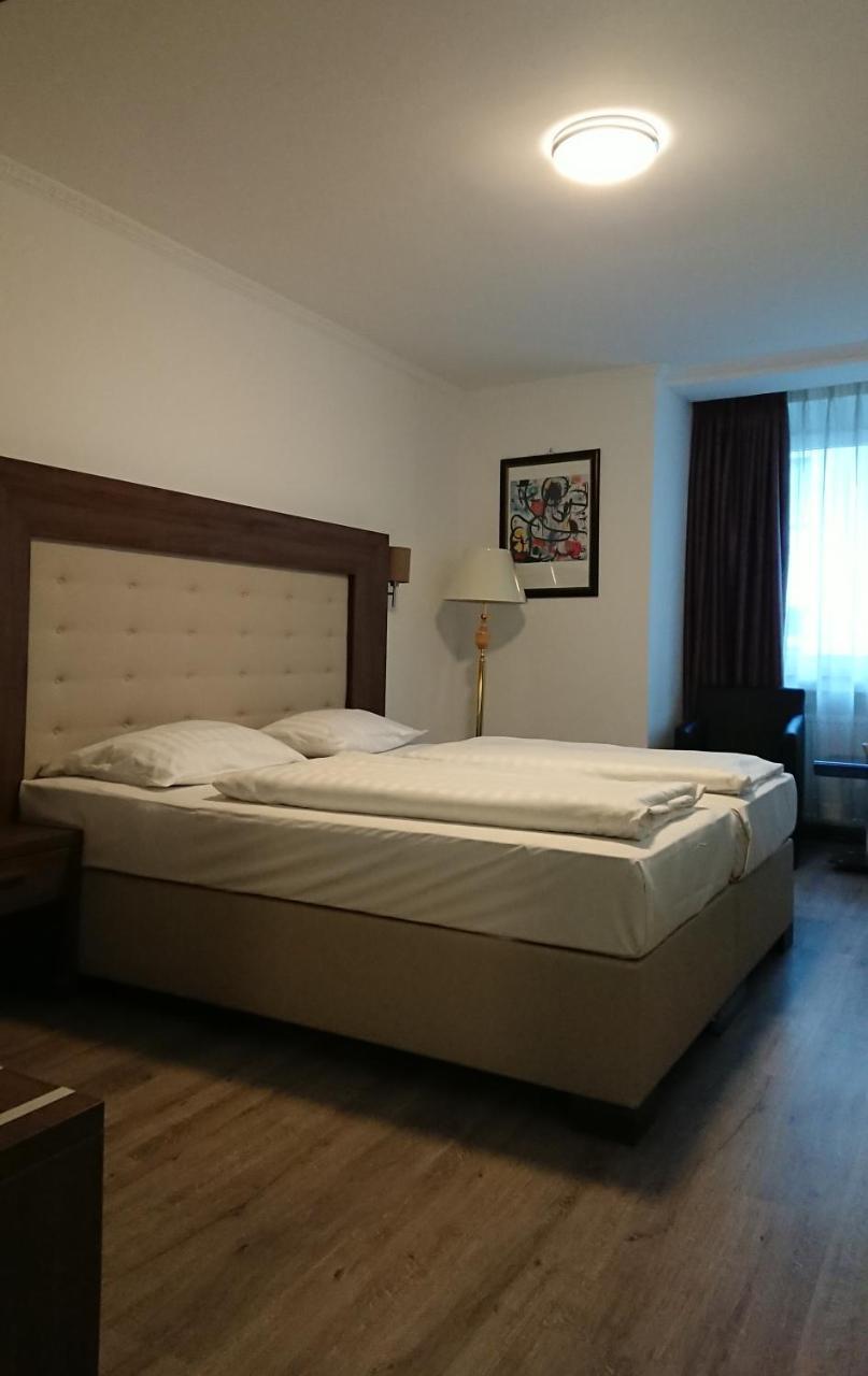 Rugs Hotel Duesseldorf Екстериор снимка